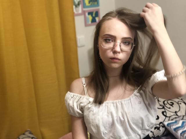 VanessaBloom - Live sex cam - 8560044