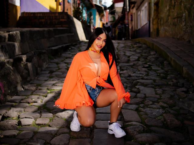 MeganErotic - Live sex cam - 8564020