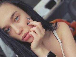 BerryBlacky - Live Sex Cam - 8573184