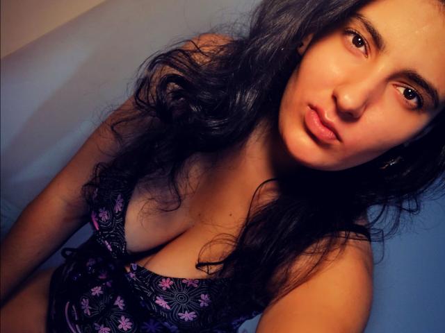 AddictedToUTS - Live sex cam - 8576548