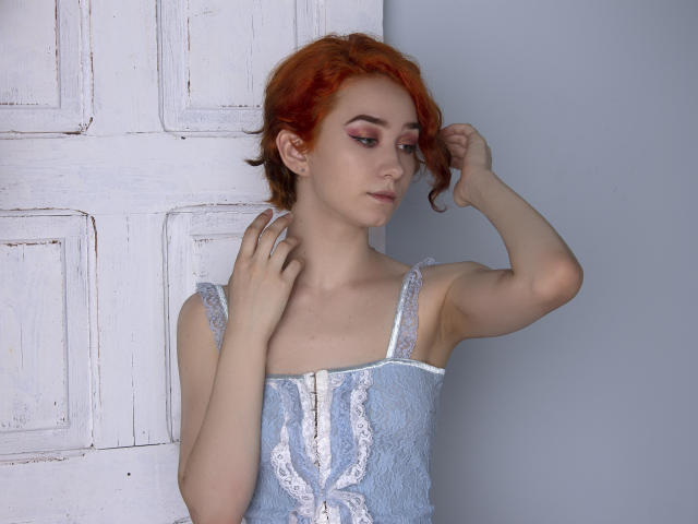 EvaJune - Live sex cam - 8582040