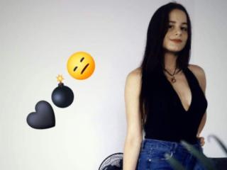 MiaStanley - Live Sex Cam - 8584776