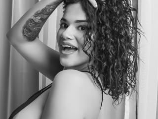 NicolleRoux - Live Sex Cam - 8603088