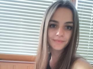 MilanaSmiten - Live sexe cam - 8608832