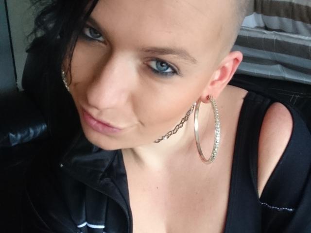 HotNinaForFun - Live porn &amp; sex cam - 8612108