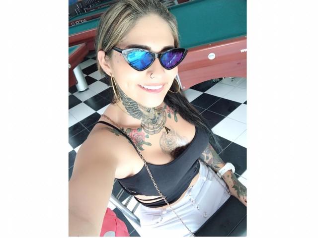 CristalHugeX - Sexe cam en vivo - 8619344