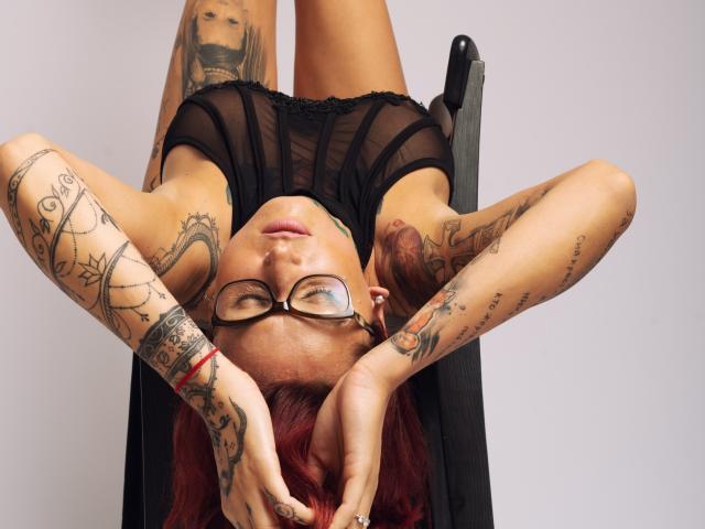 VivianMoore - Sexe cam en vivo - 8639672