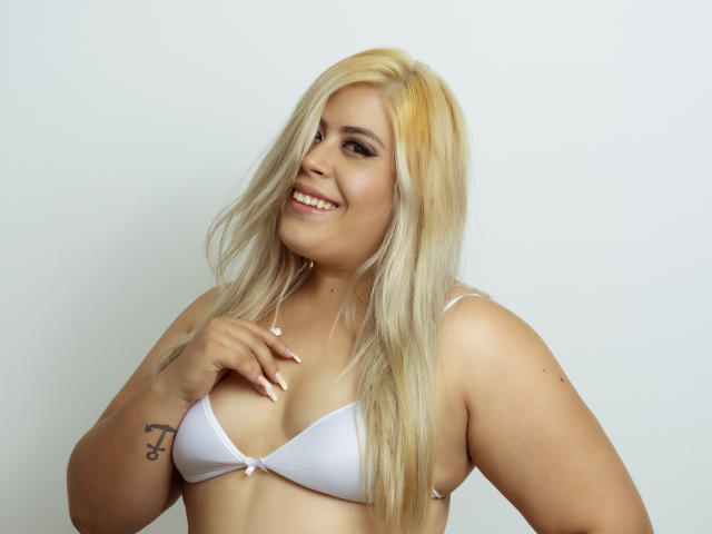 DahianaCollins - Sexe cam en vivo - 8643136