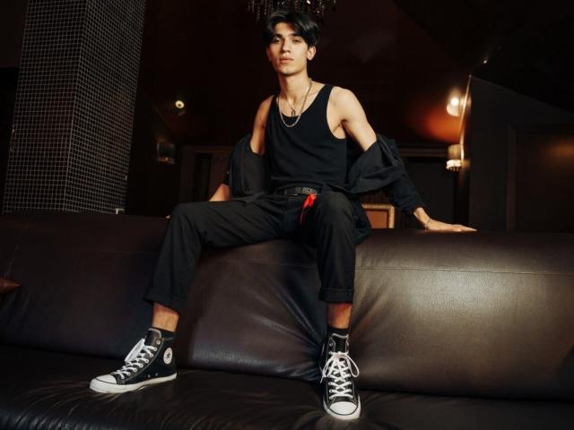 DavidCharliz - Live porn &amp; sex cam - 8650644