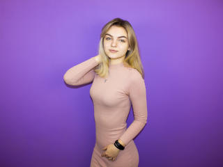 BeckyBlond - Live porn & sex cam - 8681632