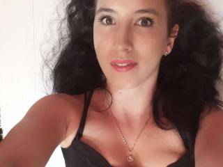 LovelyBugg - Live porn & sex cam - 8689716