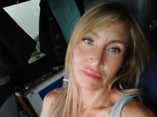 AlisaXBelle - Live sex cam - 8690260