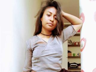 CocoBluee - Live sexe cam - 8702420