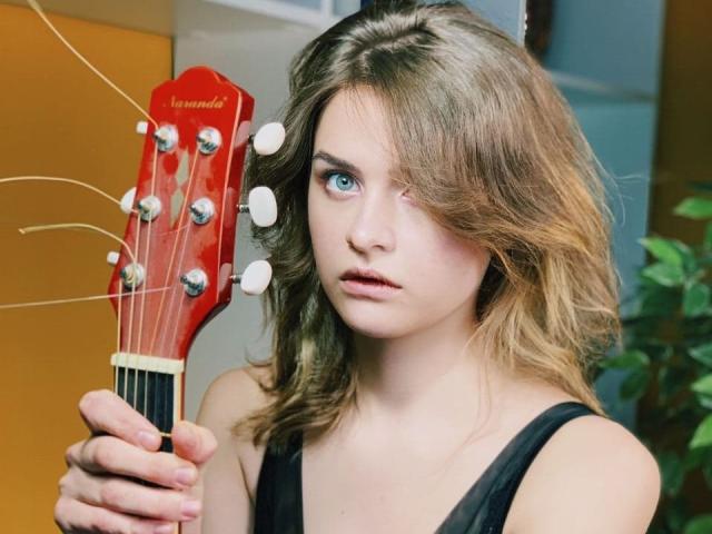 CuttestBlueEyes - Live sexe cam - 8706004