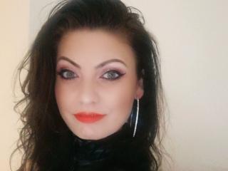 SquirtyAngelina - Live sex cam - 8706556