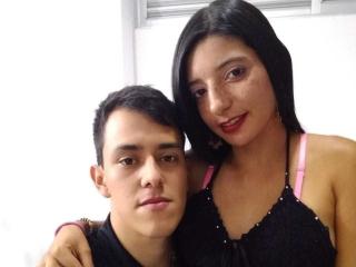 AlexaAndAdam69 - Live sexe cam - 8709700