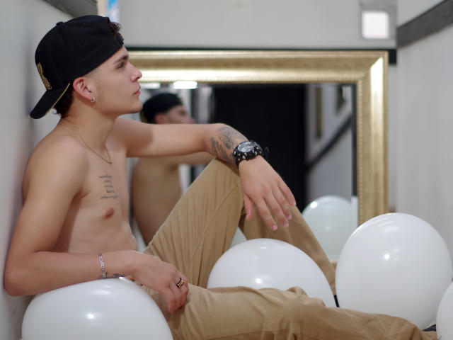 JustinGold - Sexe cam en vivo - 8729808