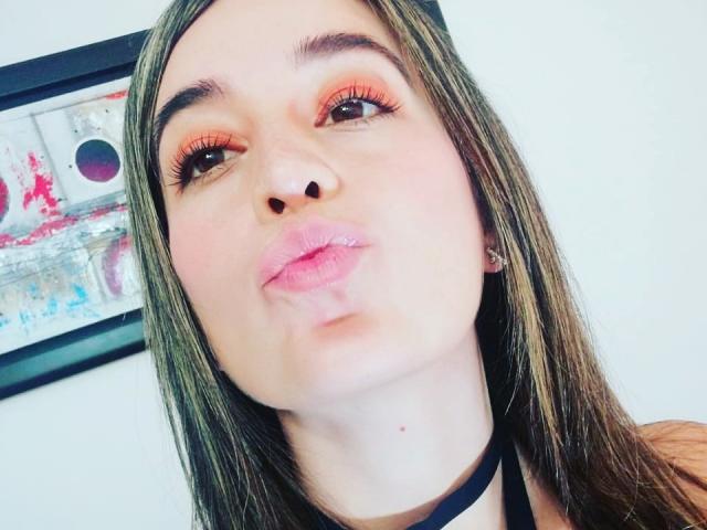ValentinaMarina - Sexe cam en vivo - 8730608