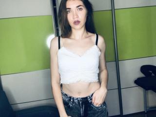 TeaseBella - Live Sex Cam - 8746368