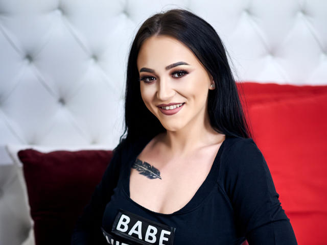 BriannaBond - Live porn &amp; sex cam - 8747368