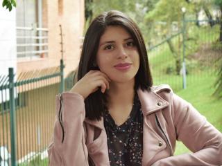 ViviannCross - Sexe cam en vivo - 8750292