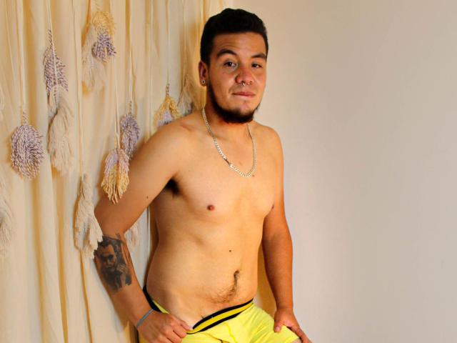 DonovanAngel - Sexe cam en vivo - 8752644