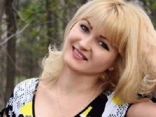 MeganQGold - Live sex cam - 8760200