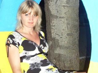 MeganQGold - Live sex cam - 8760284