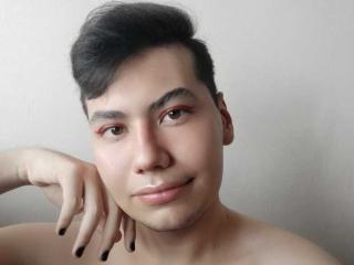 ShinyMan - Live Sex Cam - 8762732