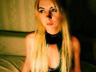 Loraxlux - Live sex cam - 8767580