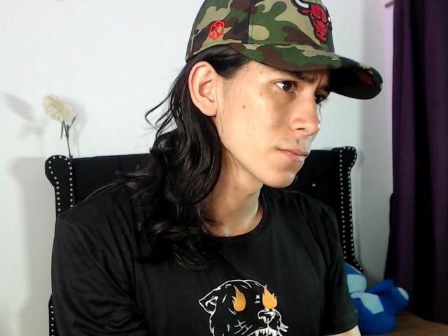 AntonioSantos - Sexe cam en vivo - 8783184
