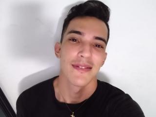 ThonyCooper - Live sexe cam - 8804412