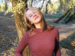 BlondEmily - Live sexe cam - 8804740