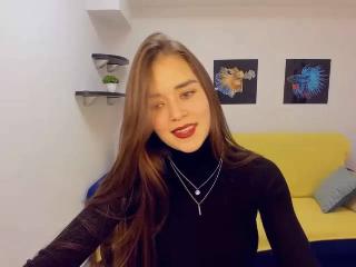 DaenerySmile - Live porn &amp; sex cam - 8819448