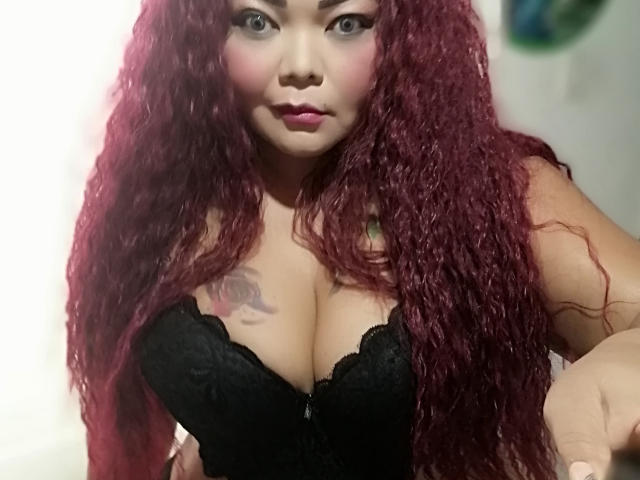 MichelleSmerald - Live sex cam - 8829068