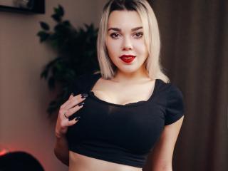 RoxanneNoir - Live sexe cam - 8834480