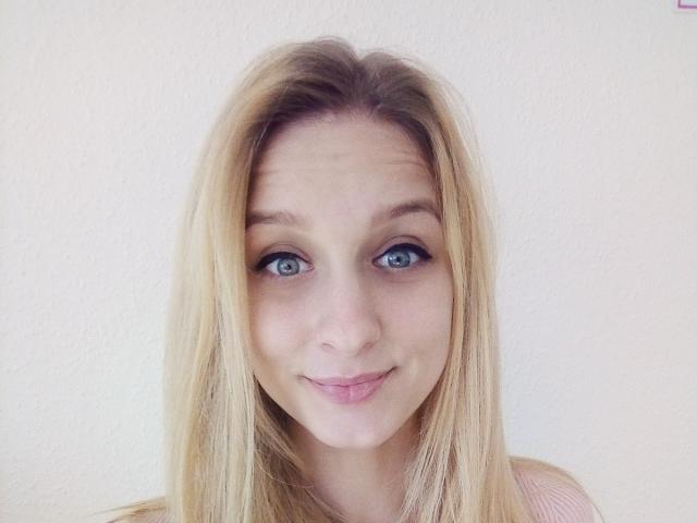 DaitonaJess - Live Sex Cam - 8841320