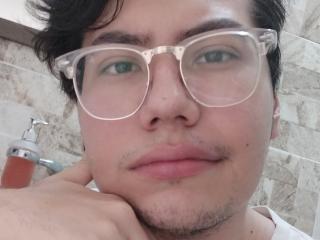 ShinyMan - Sexe cam en vivo - 8858864