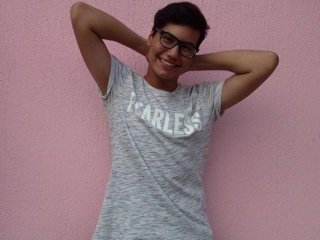 ShinyMan - Sexe cam en vivo - 8858904