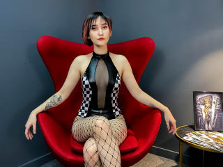 DaisyWoots - Live sex cam - 8864668