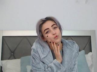 AvrilQuin - Live sexe cam - 8877780