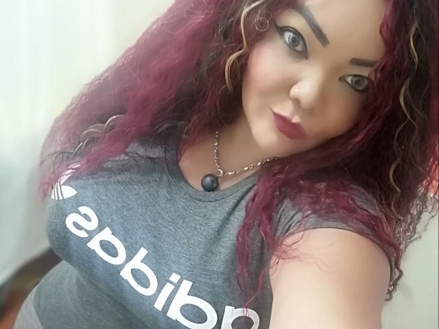 MichelleSmerald - Live sexe cam - 8887596