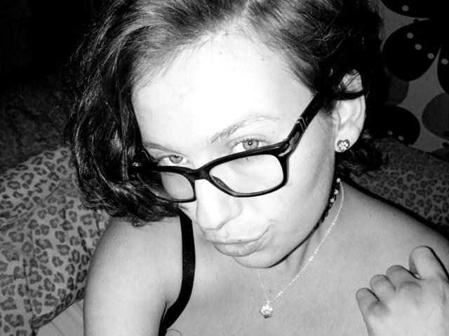 HotNinaForFun - Sexe cam en vivo - 8903512