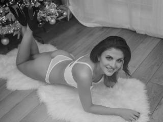 EmilieClaire - Live sexe cam - 8908624