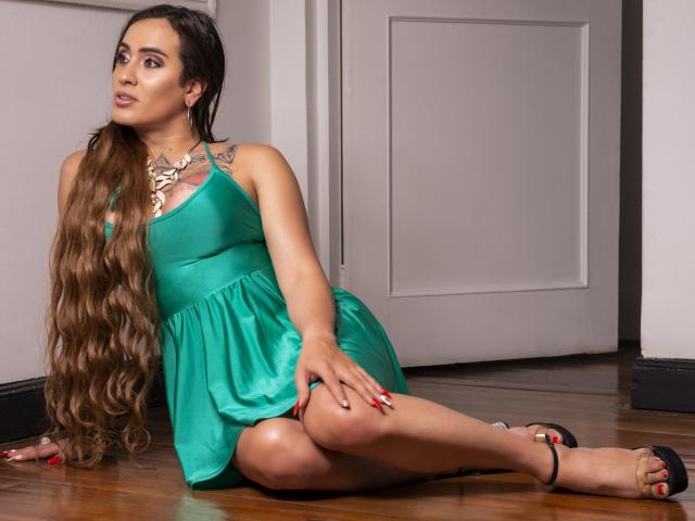 HillaryBeach - Live porno og sexkamera - 8922892