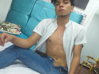 EthanAlexander - Live sexe cam - 8924548