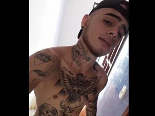 AronBoy - Live porn &amp; sex cam - 8933912