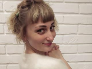 SnowBeverly - Live porn &amp; sex cam - 8940652