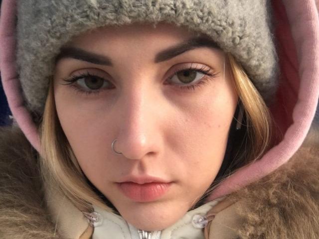 ChloeFloyd - Live sexe cam - 8941332