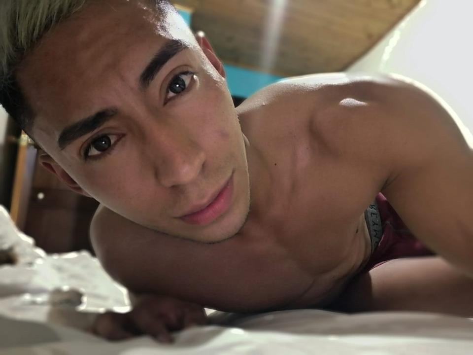 OliverManR - Live sex cam - 8980276